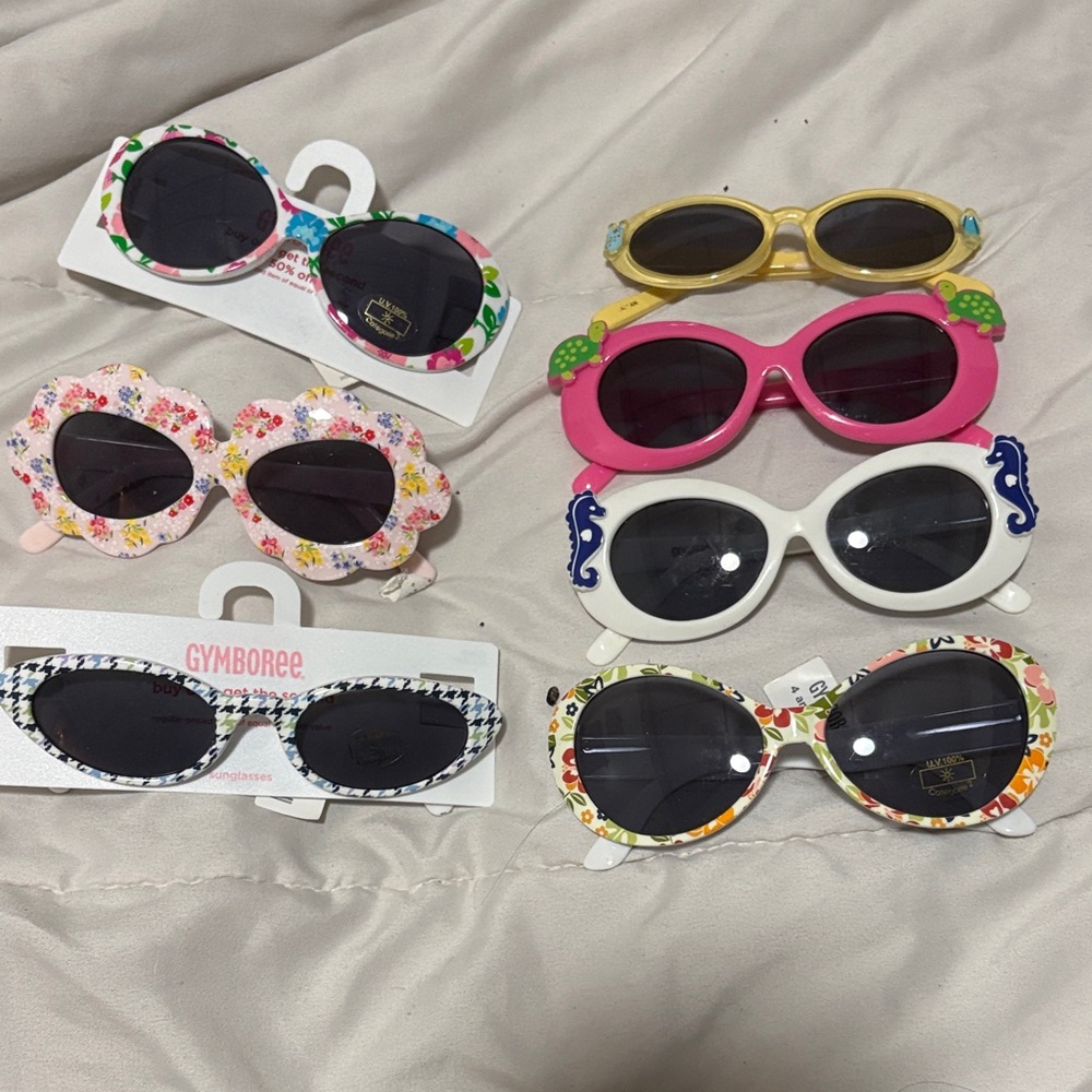 Gymboree kids Sunglasses Set